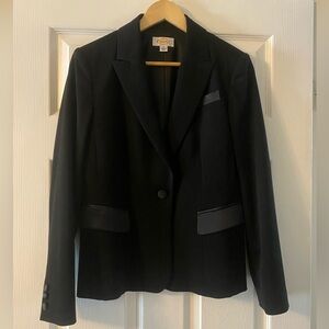 Talbots Black Blazer Wool with Contrast Pocket Details, Like New Condition